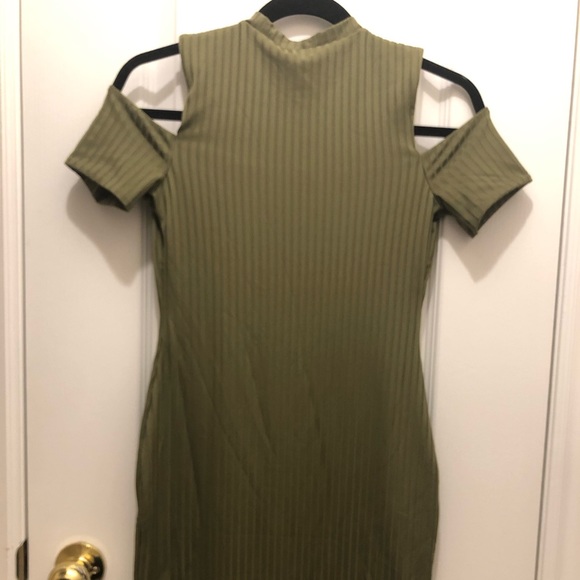 Guess Olive Green Dress - Picture 2 of 3